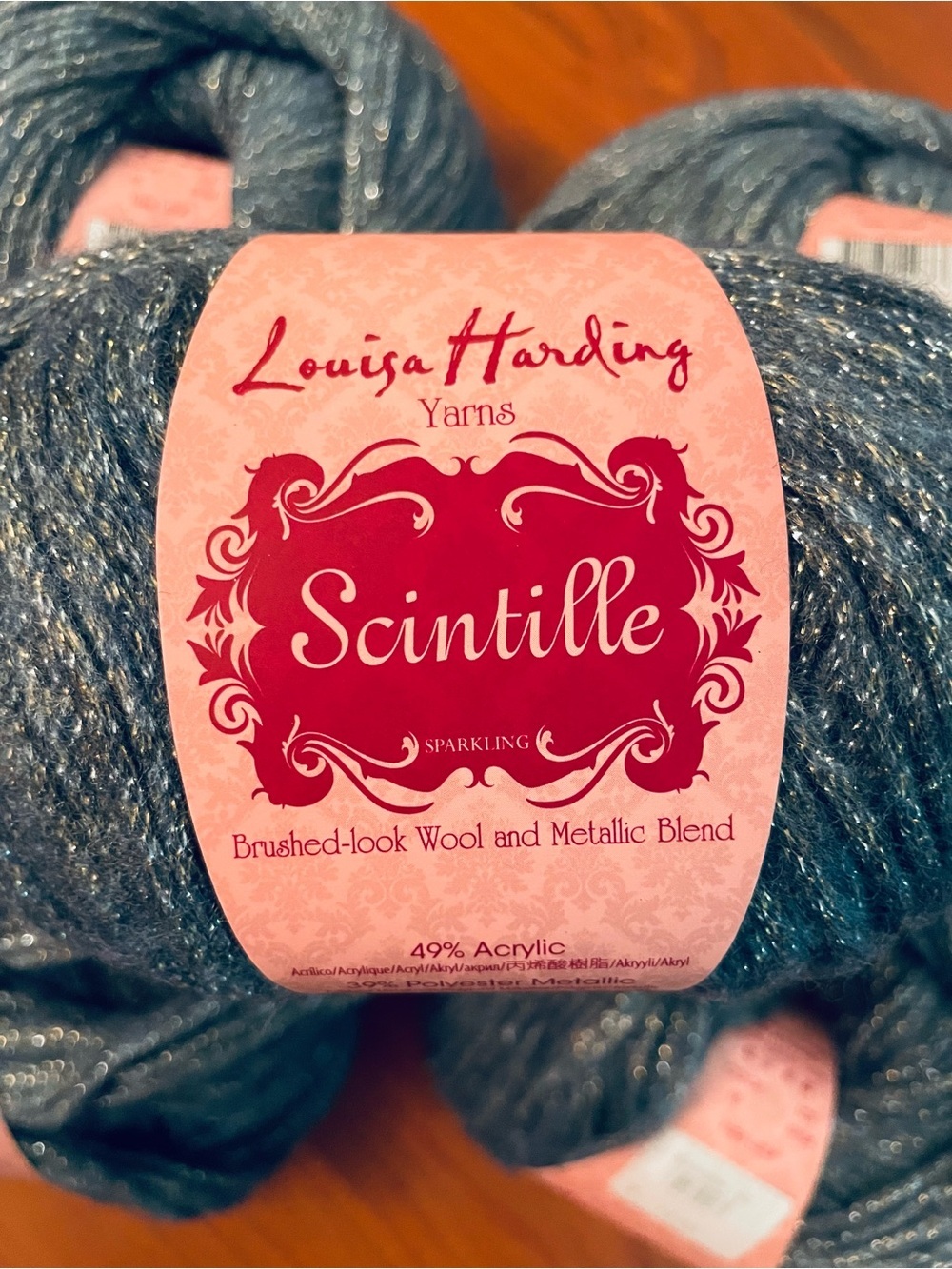 5 Louisa Harding SCINTILLE Worsted Yarn Lot 05 Lapis Lazuli Silver METALLIC - Picture 5 of 7